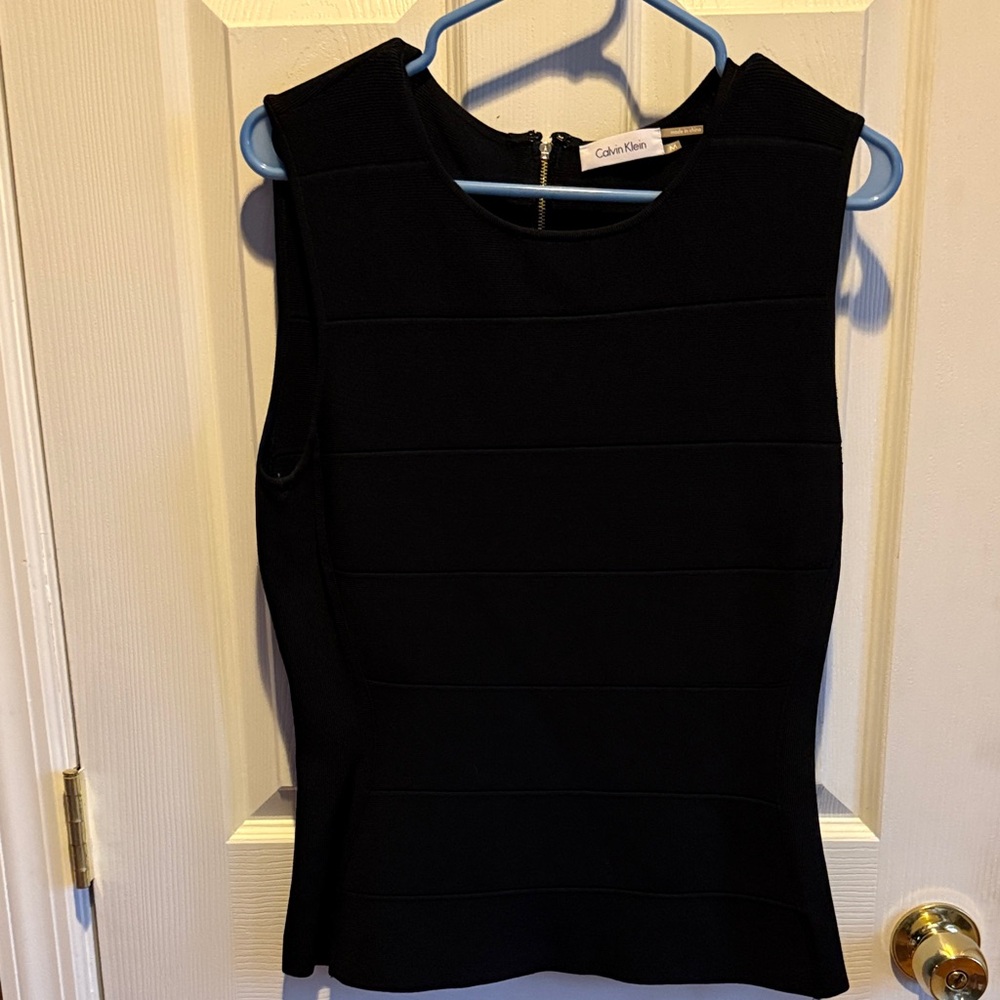 Calvin Klein Elegant Black Sleeveless Top